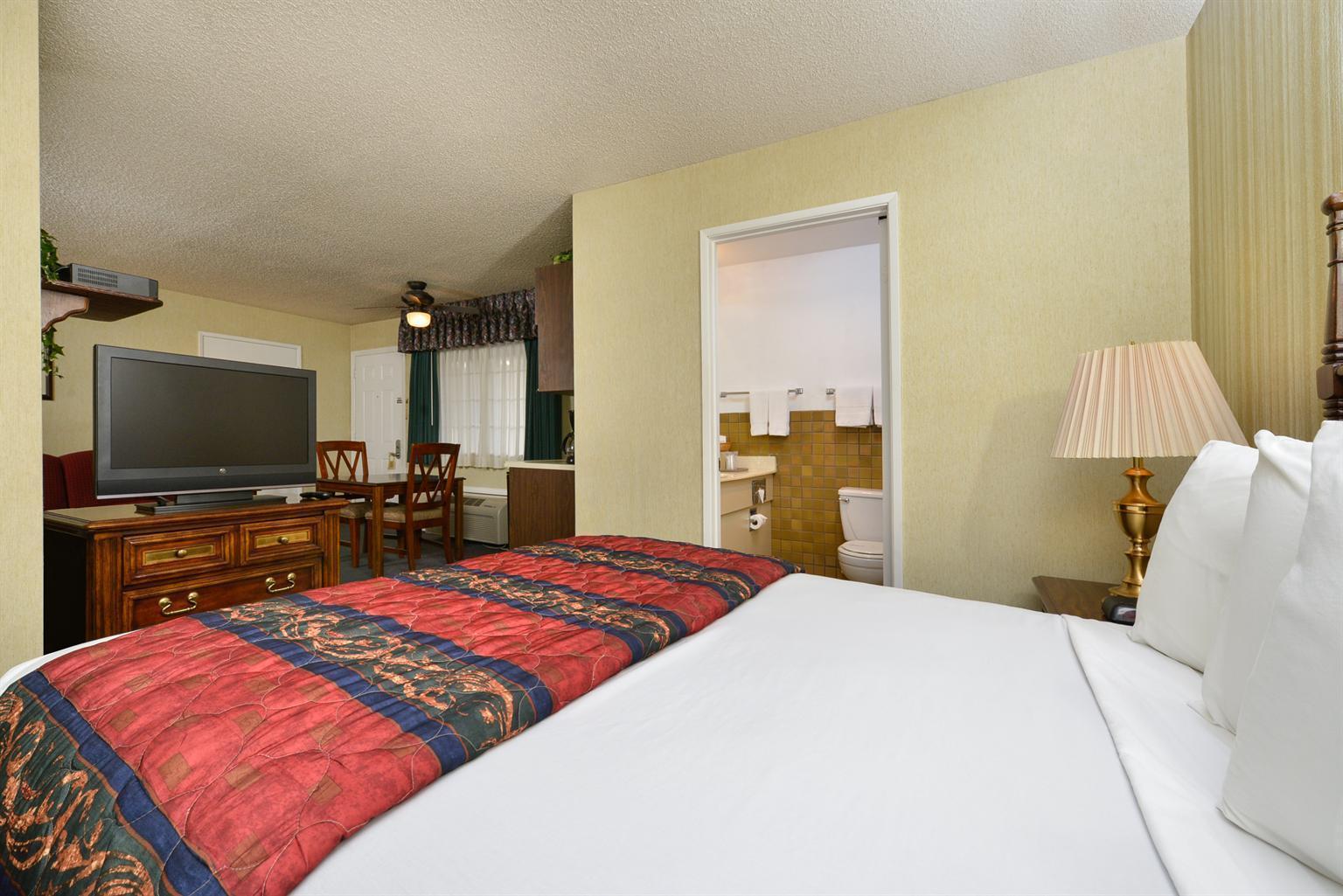 Americas Best Value Inn & Suites - לנצ'סטר מראה חיצוני תמונה